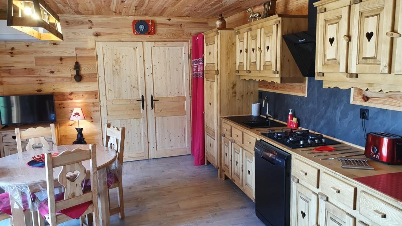 Chez Lavalou Gite 4* Chaleureux En Bois Lannemezan Luaran gambar