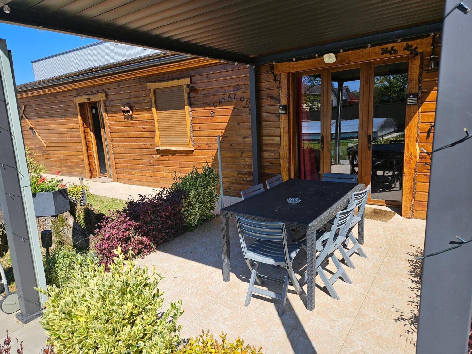Chez Lavalou Gite 4* Chaleureux En Bois Lannemezan Luaran gambar
